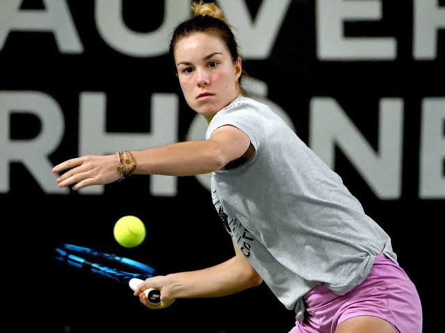 Loïs Boisson étoile montante du tennis français